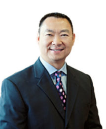 David Q Le